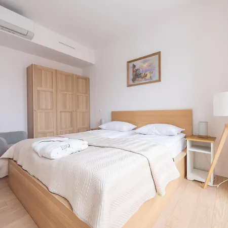 Aparthotel Sea Collection By Marina Royale 4*