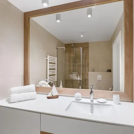 Sea Collection By Marina Royale Appart hôtel 4*