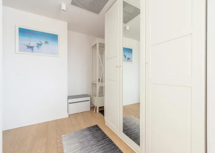 Sea Collection By Marina Royale Apartahotel 4*